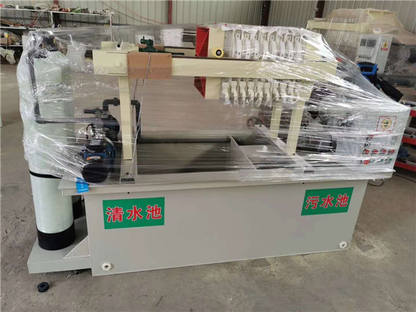 1500型自動拉板壓濾機 